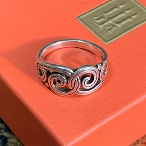 Gentle Wave James Avery Ring Size 7
